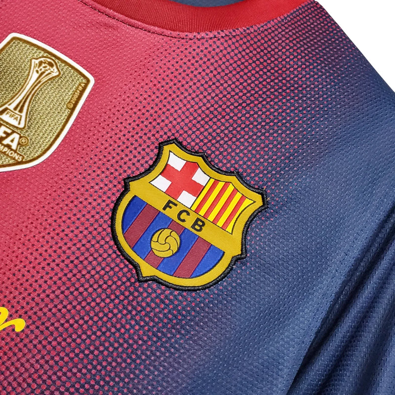 Camisa Barcelona Home 12/13 Retrô - Azul e Vermelha + Patch Campeão Mundial 2011