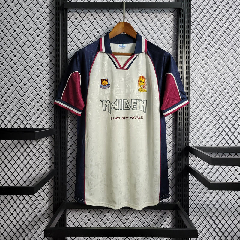 Camisa West Ham Away 1999 Retrô Iron Maiden - Branca - Futgrife - Camisas de Time de Futebol