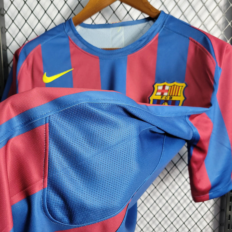 Camisa Barcelona 05/06 Retrô Nike - Azul e Vermelha - Futgrife - Camisas de Time de Futebol