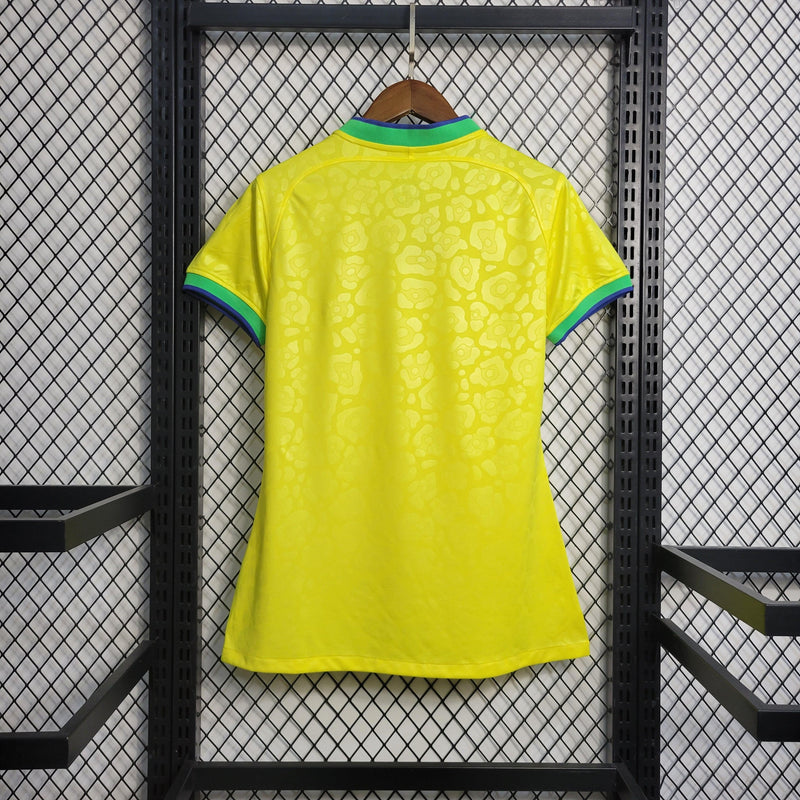 Camisa Brasil Home 2022 Feminina Nike - Amarela - Futgrife - Camisas de Time de Futebol